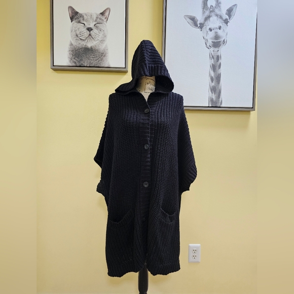 aerie Jackets & Blazers - NWOT Aerie Hooded Ribbed Cape